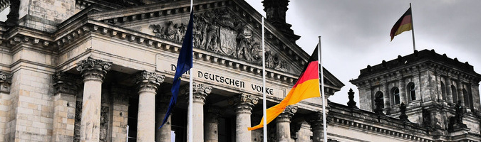 Vācijas PMI sarūgtina, EUR/USD apgriezts